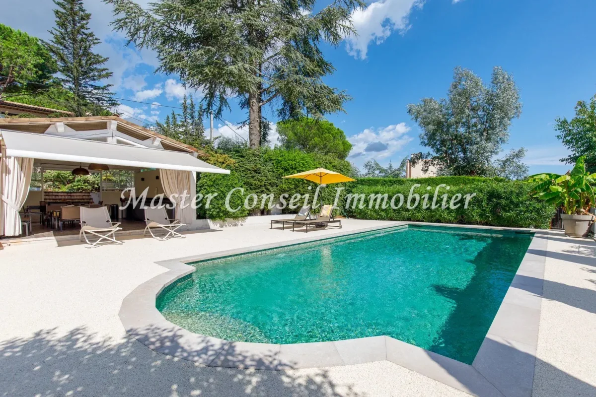 Renovated Contemporary Villa with Sea Views in Mougins — 3