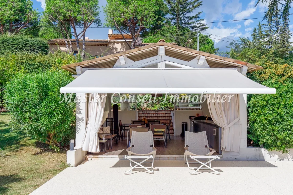 Renovated Contemporary Villa with Sea Views in Mougins — 4