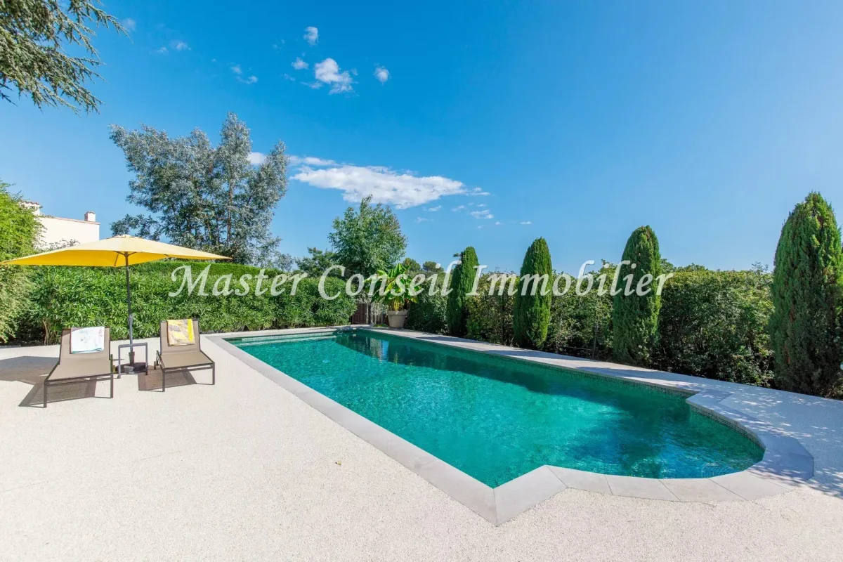 Renovated Contemporary Villa with Sea Views in Mougins — 5
