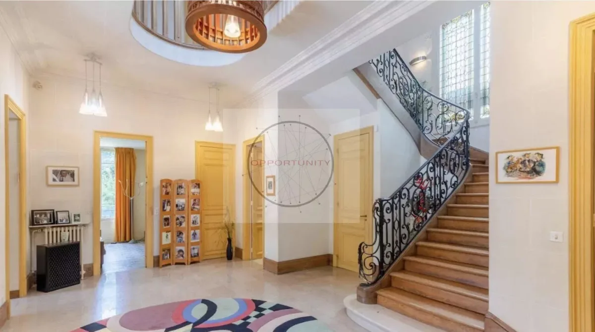 Exceptional Private Mansion Facing the Bois de Vincennes — 5