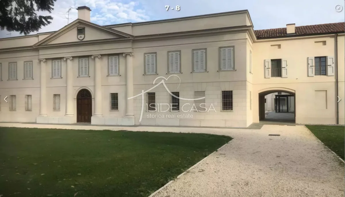 Luxury Historic Estate in the Heart of Sabbioneta, Italy — 2