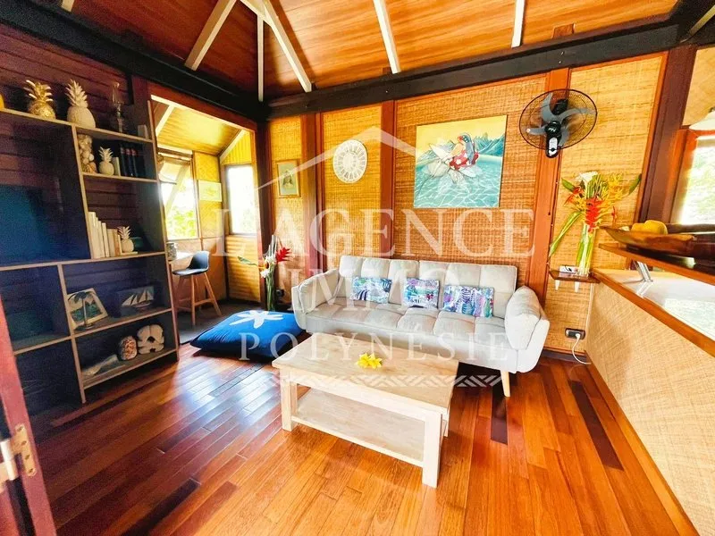 Villa tropicale avec accès mer et plage à Moorea