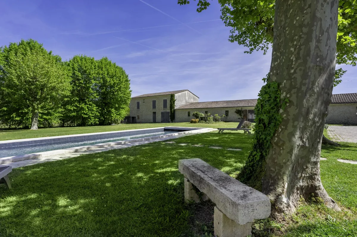 18th-Century Château & Vineyard Estate near Bordeaux — 2