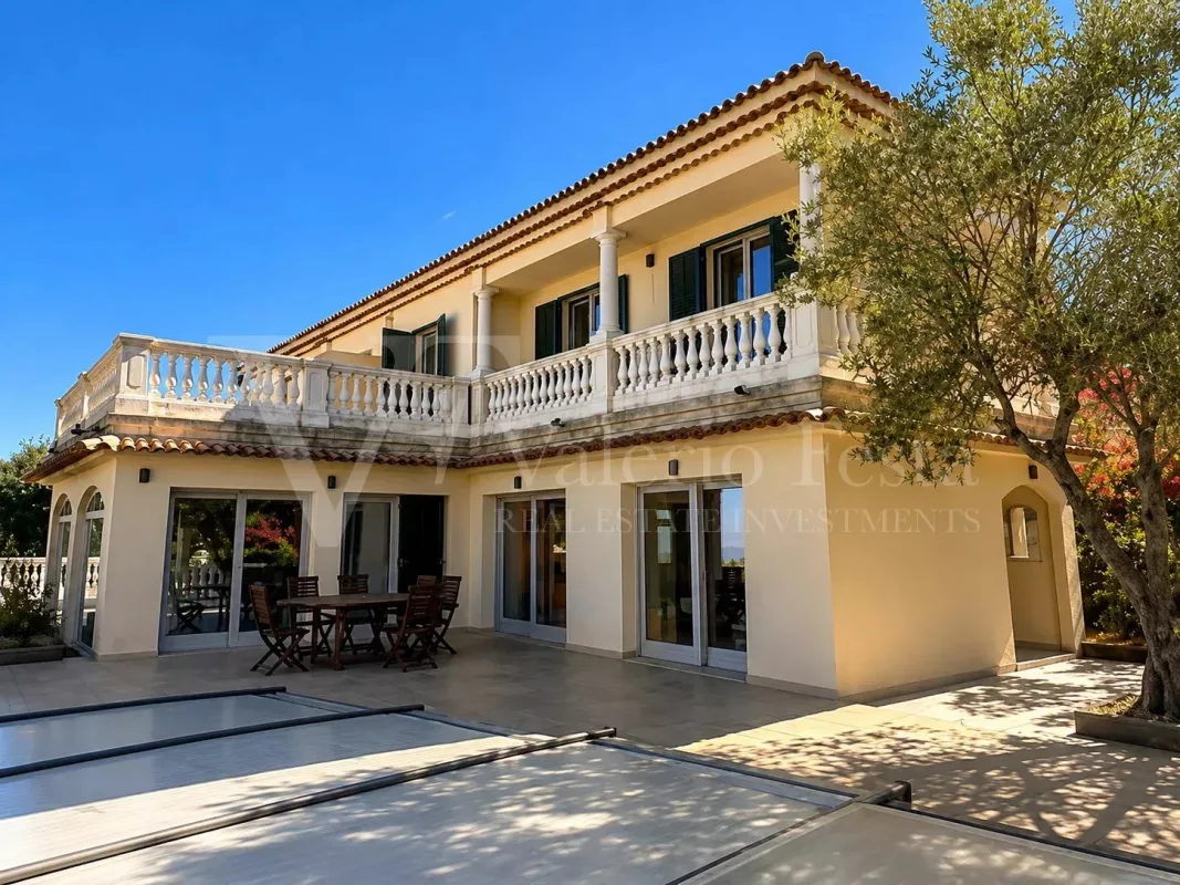 Luxury Villa with Panoramic Views over Monaco — 4