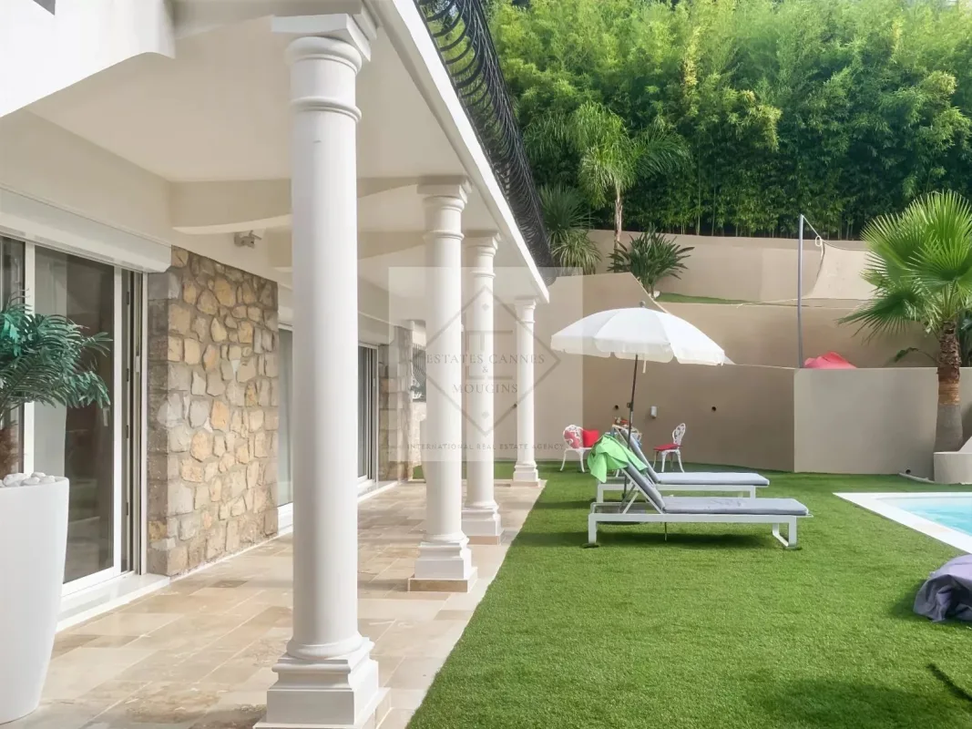 Prestigious Renovated Villa in Montfleury, Cannes — 2