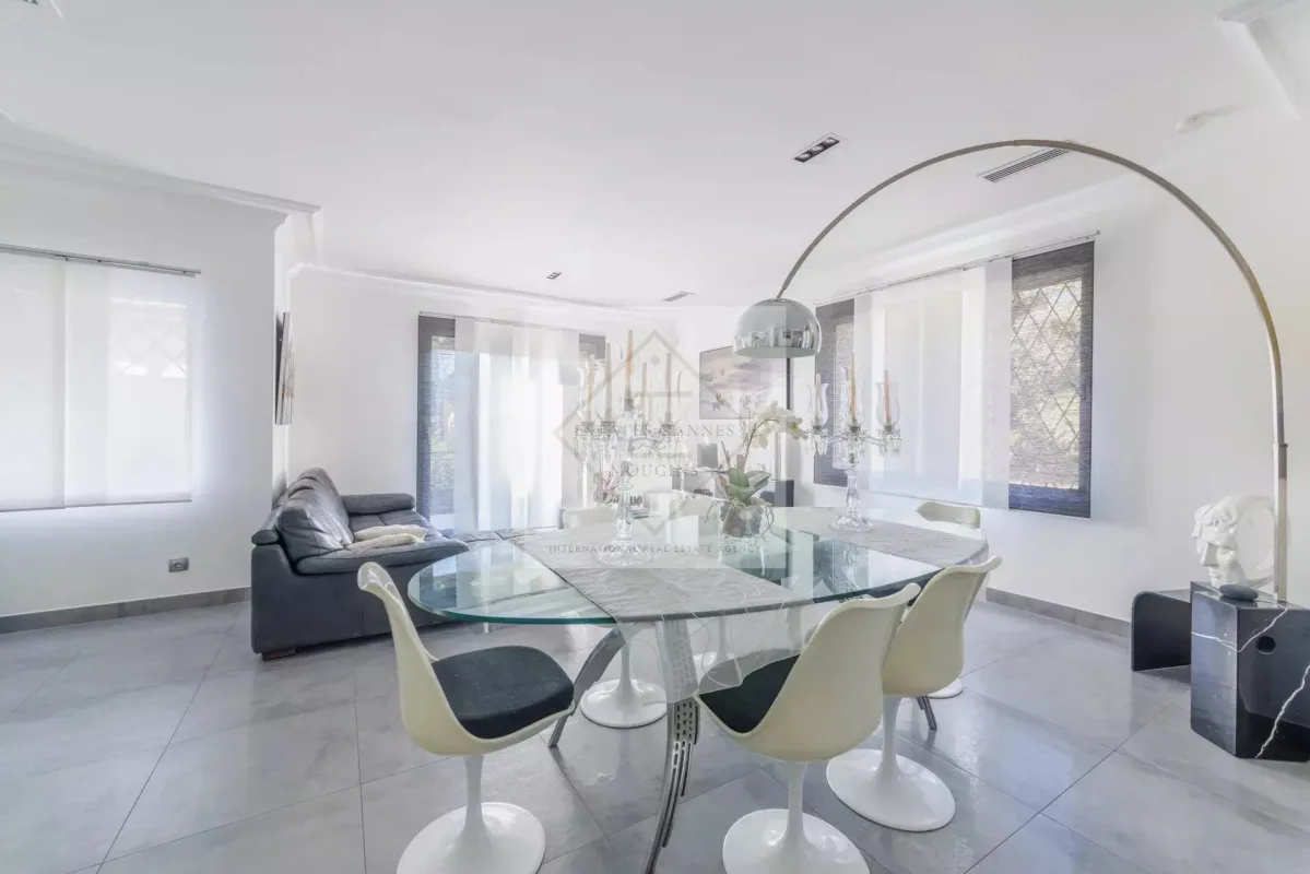 Prestigious Renovated Villa in Montfleury, Cannes — 3
