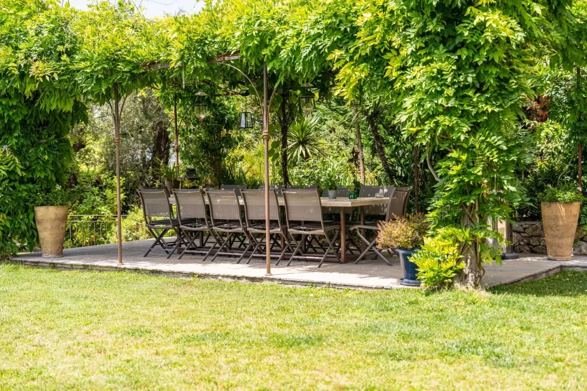 Character Villa with Pool in Mouans-Sartoux — 2