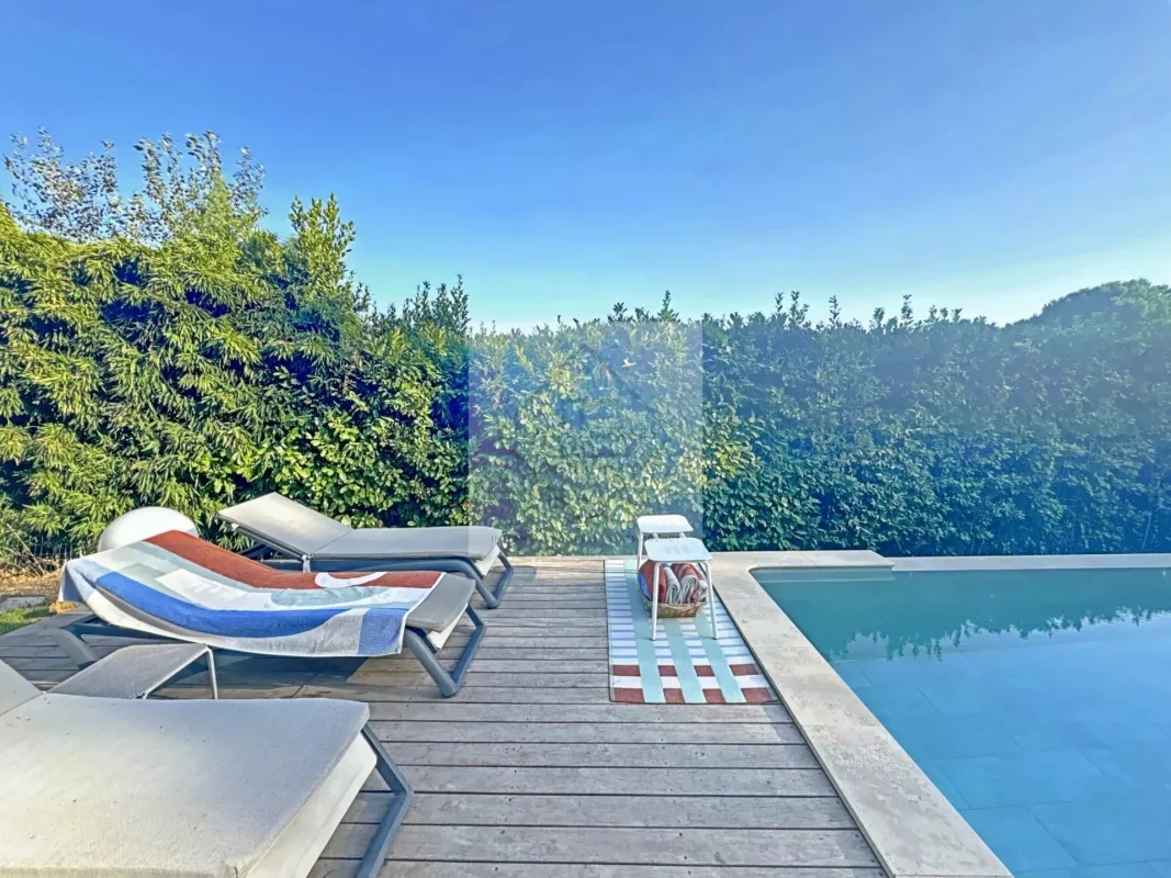 Renovated Luxury Villa Steps from Old Mougins — 2