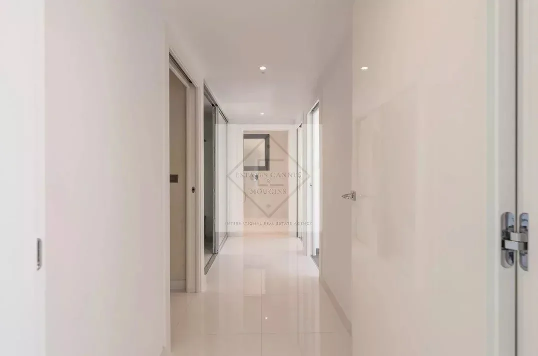 Luxury Apartment with Panoramic Sea Views over Monaco — 5