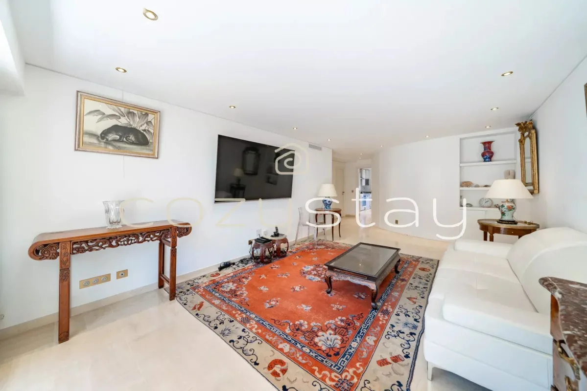 Luxury Apartment in Cannes – Prime Arrière Croisette Location — 5