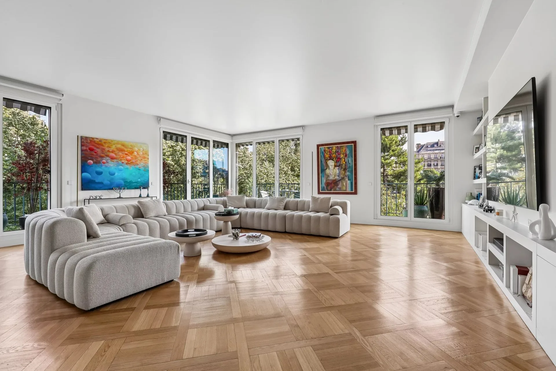 Prestigious Apartment with Staff Room – Avenue Foch, Paris 16th — 1