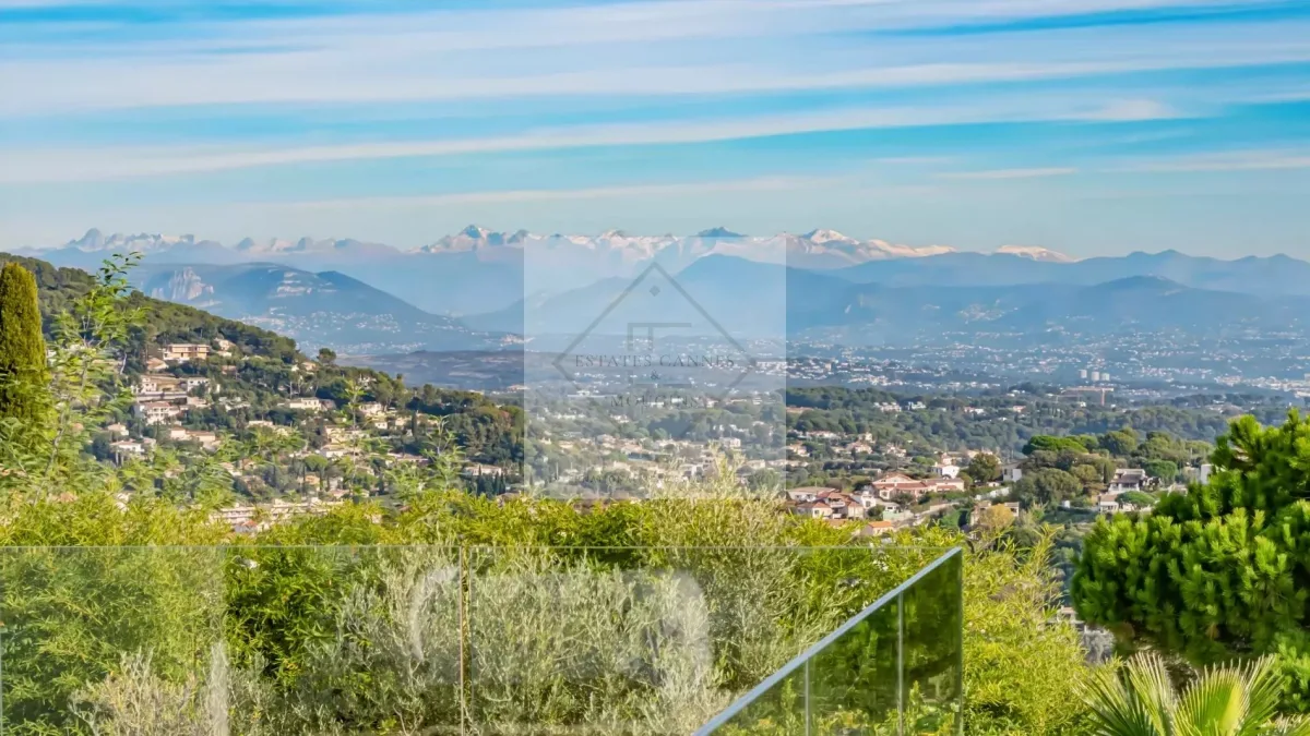 Exceptional Contemporary Villa in Super Cannes – Panoramic Sea Views — 5