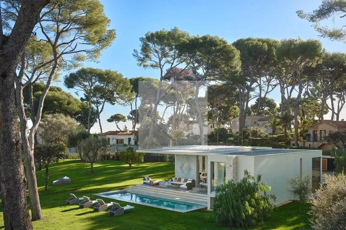 Prestigious Villa in Cap d’Antibes – Mediterranean Luxury Living — 5