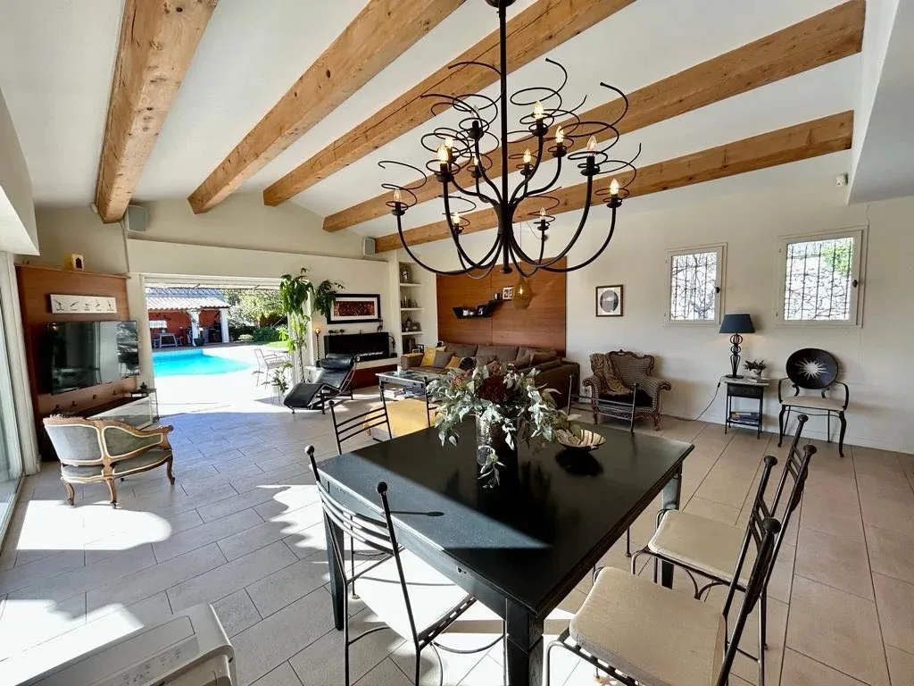 Provençal Villa with Sea View and Pool in La Turbie — 3