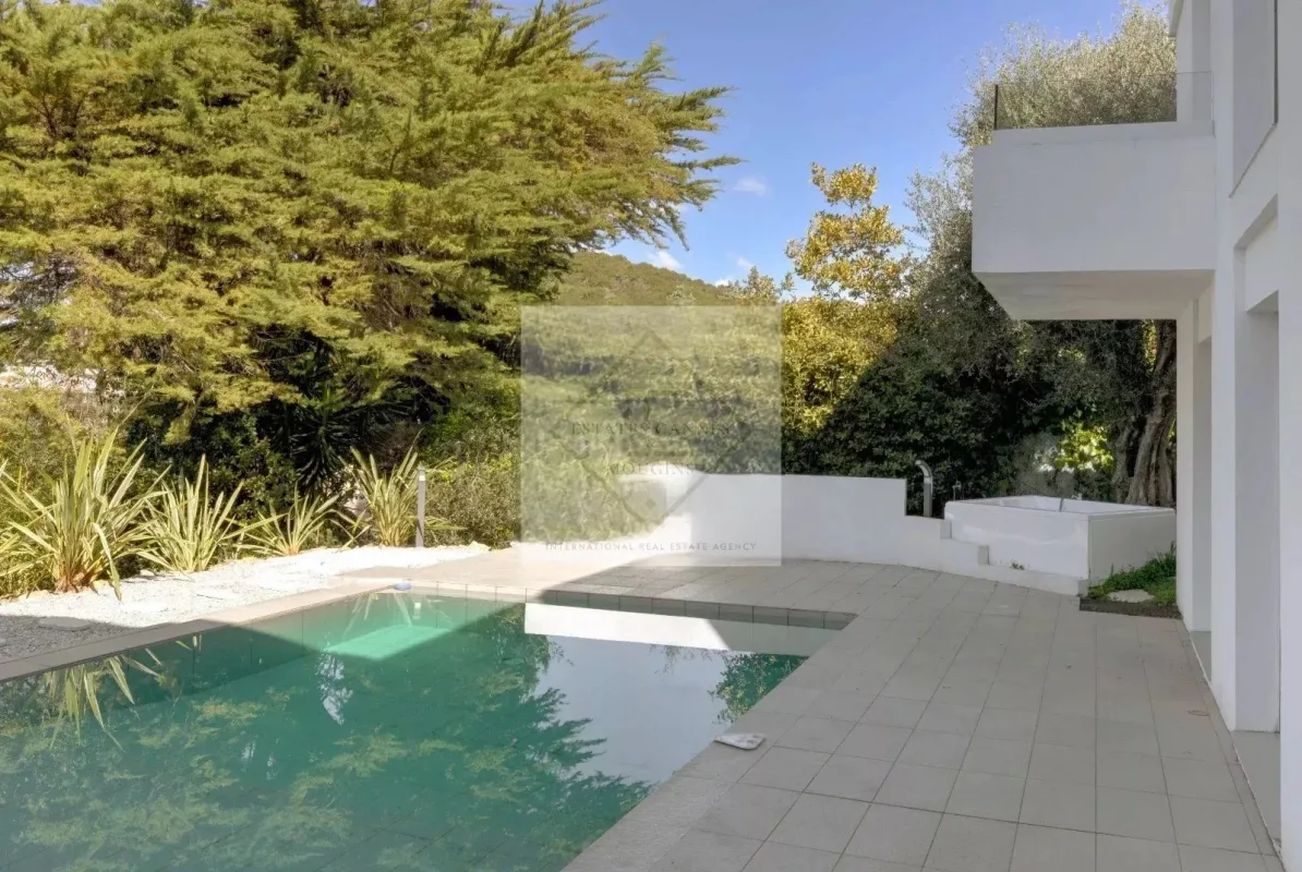 Villa de prestige avec vue mer et piscine à Cannes — 3