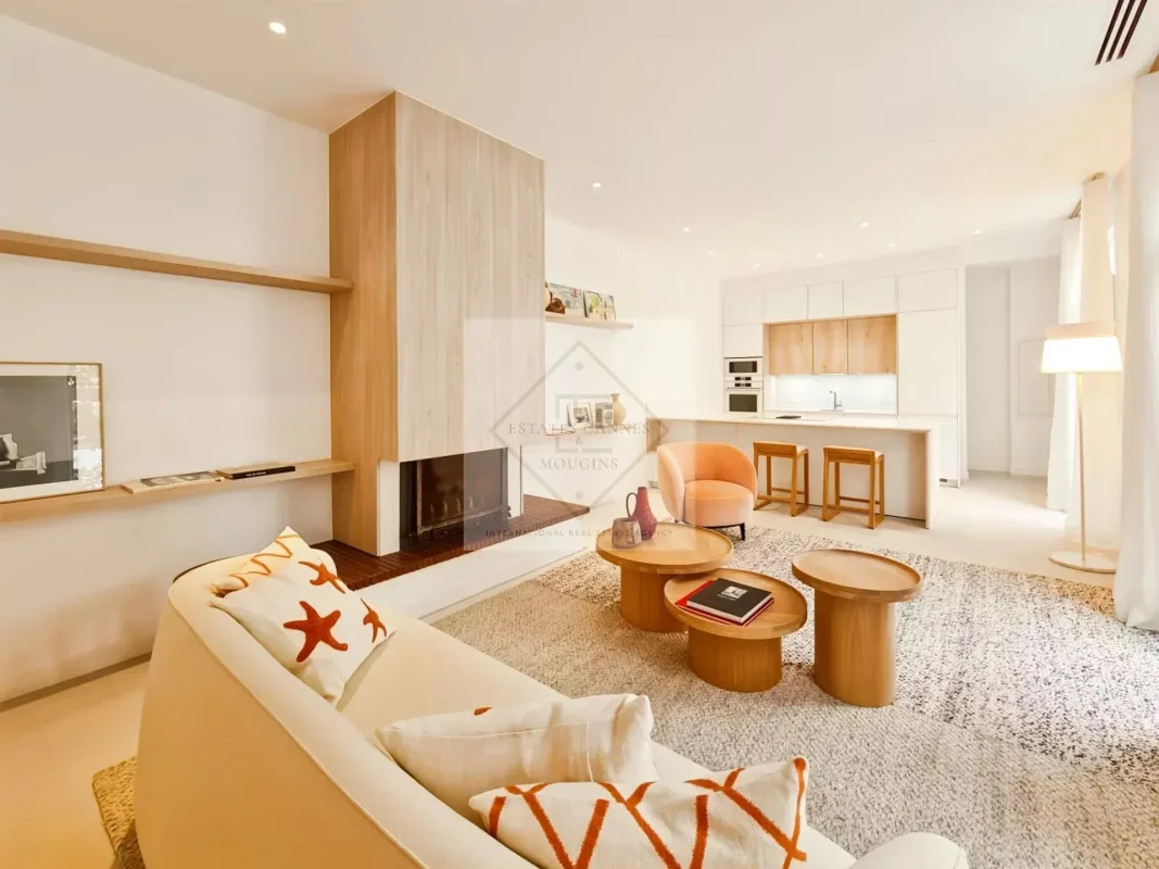 Prestigious Villa in Cannes Banane, Steps from Rue d’Antibes — 4