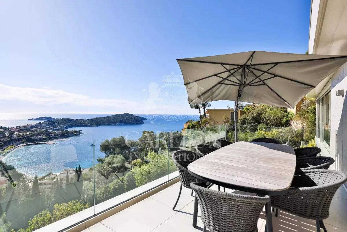 Prestigious Contemporary Villa with Panoramic Sea Views in Villefranche-sur-Mer — 2