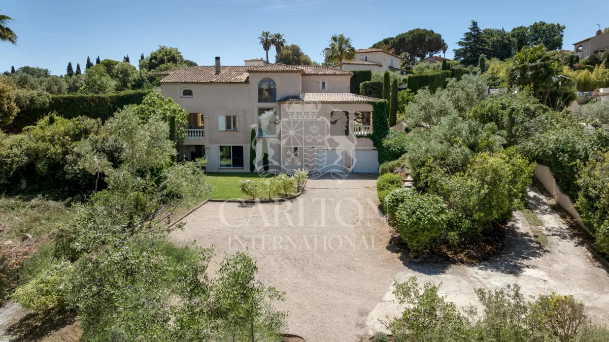 Prestigious Property for Sale in Biot within a Private Estate — 3