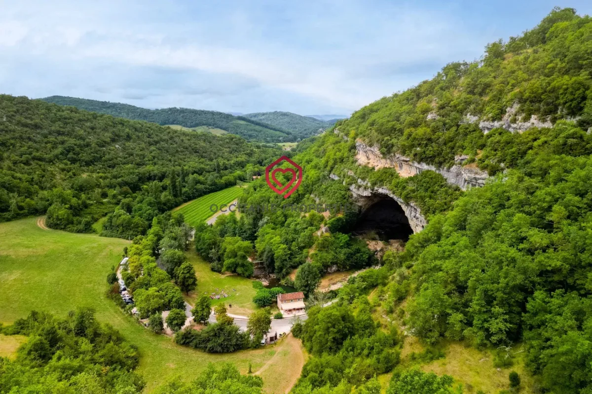 Prestigious 48-Hectare Estate with Private Cave in Mas-d’Azil — 3