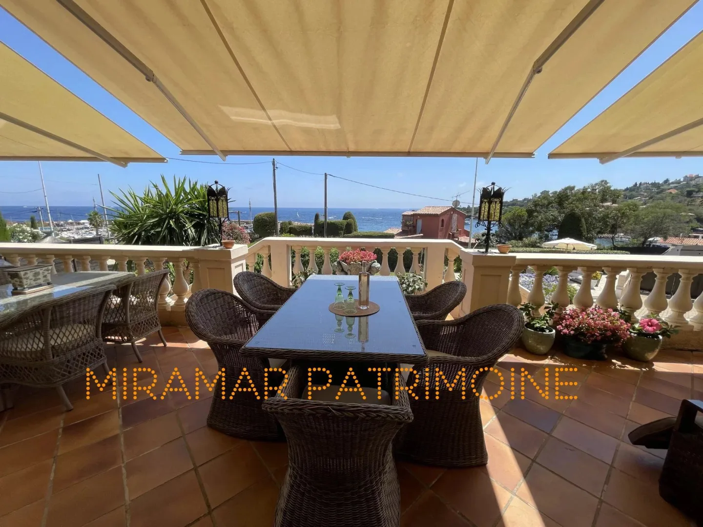 Prestigious Sea-View Villa with Pool in Théoule-sur-Mer – Miramar Plage — 2