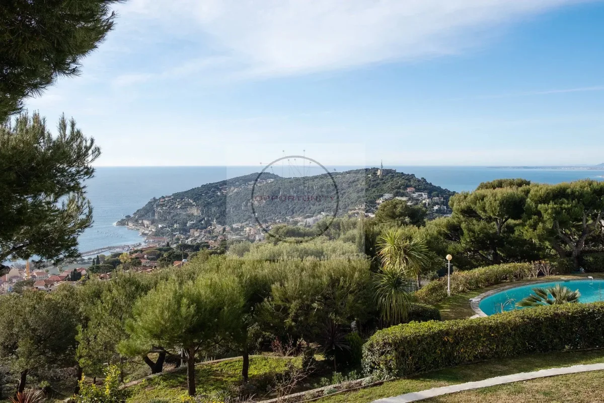 Prestigious Apartment with Panoramic Views in Villefranche-sur-Mer — 5