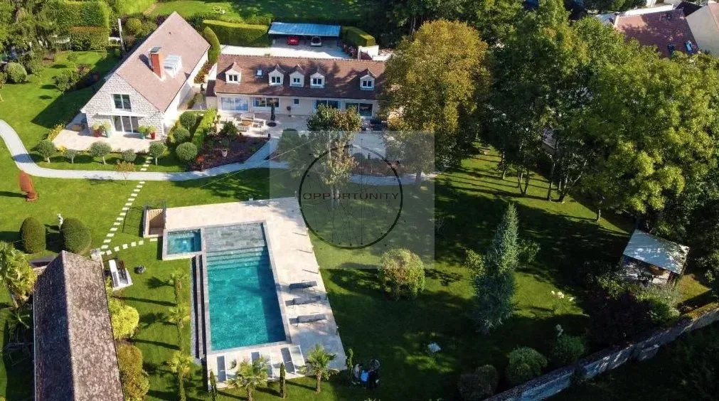 Prestigious Villa for Sale in Samoreau – Exceptional Seine Riverside Estate — 1