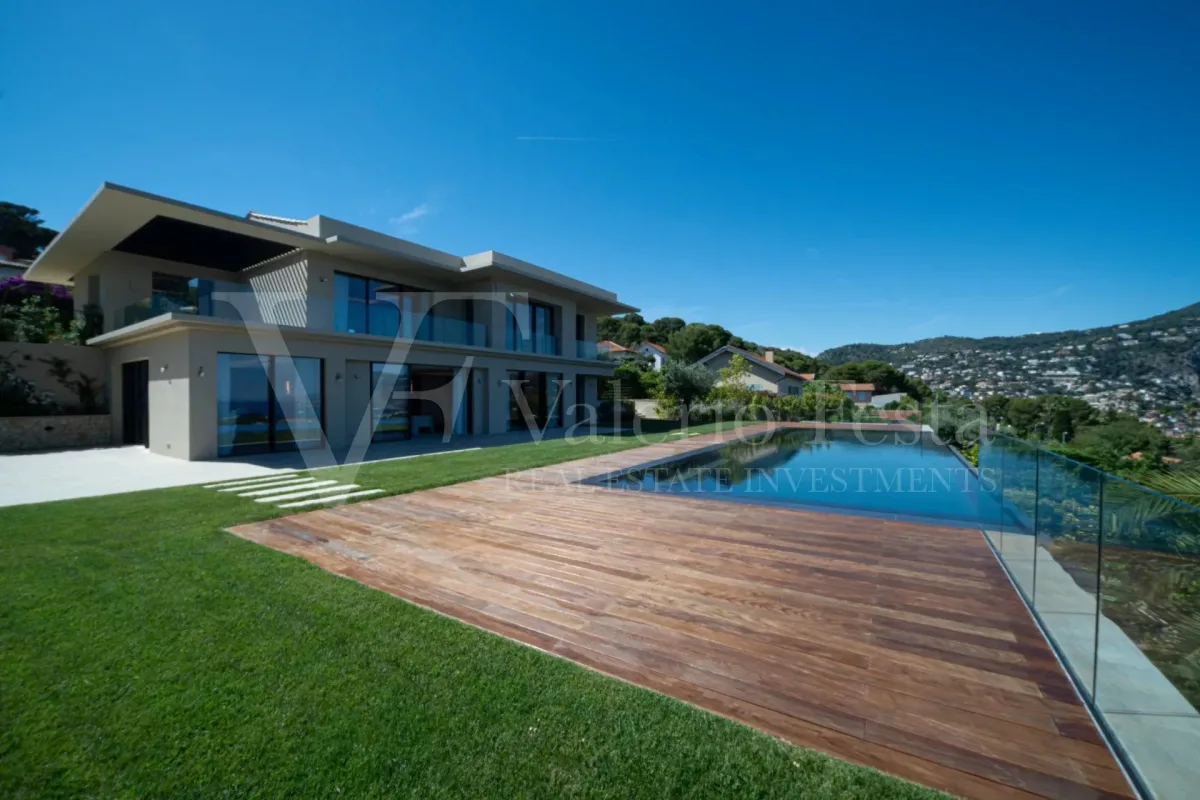Prestigious Contemporary Estate with Panoramic Views in Mont Boron — 4