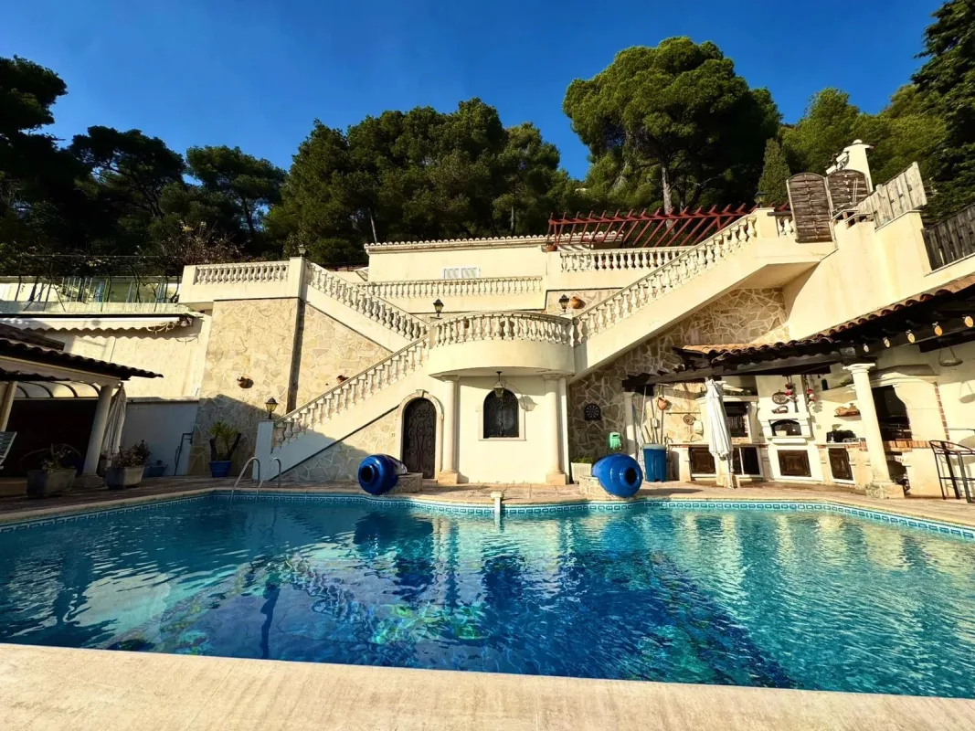 Prestigious Property with Panoramic Sea Views near Monaco — 3