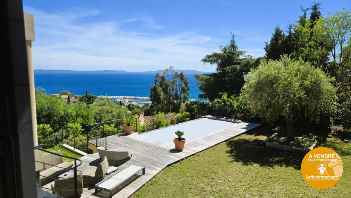 Prestigious Contemporary Villa with Panoramic Sea Views in Le Lavandou — 4