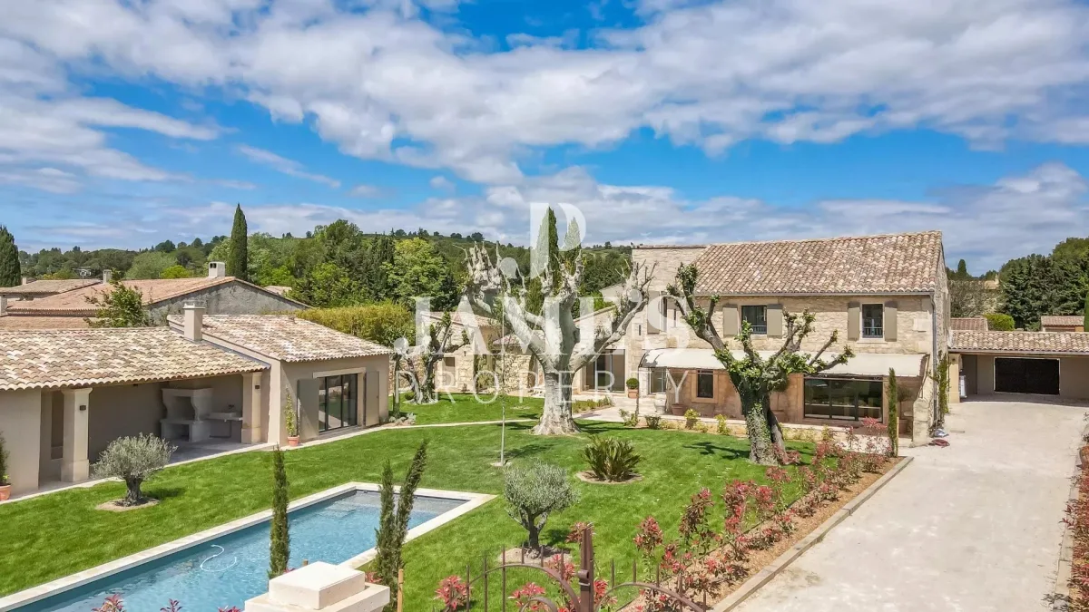 Prestigious Stone Property with Heated Pool in Paradou — 2
