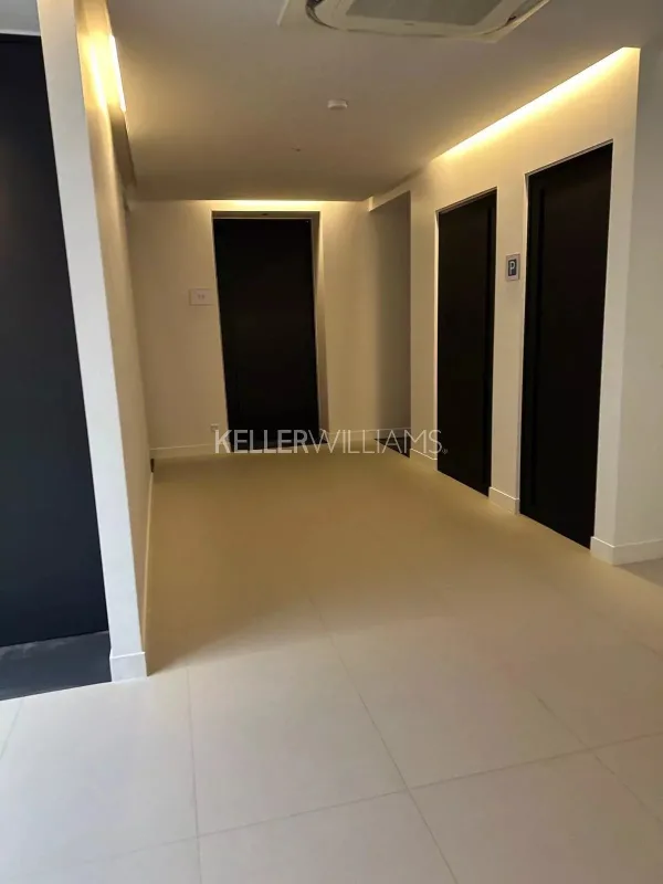 Prestigious Renovated Building in the Heart of Luxembourg City — 4