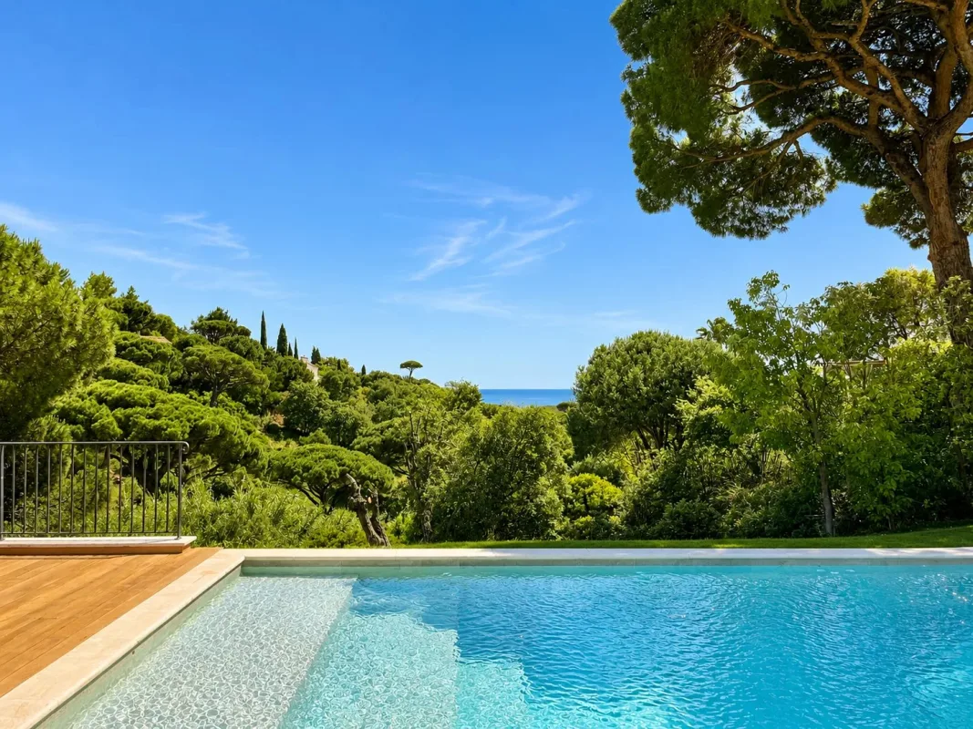 Prestigious Sea View Villa in Ramatuelle — 3