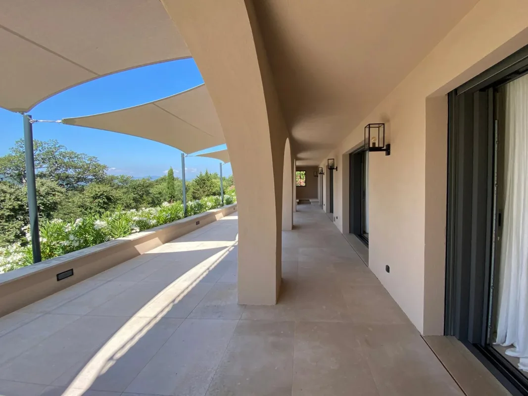 Prestigious Villa with Sea Views for Sale in Gassin — 5
