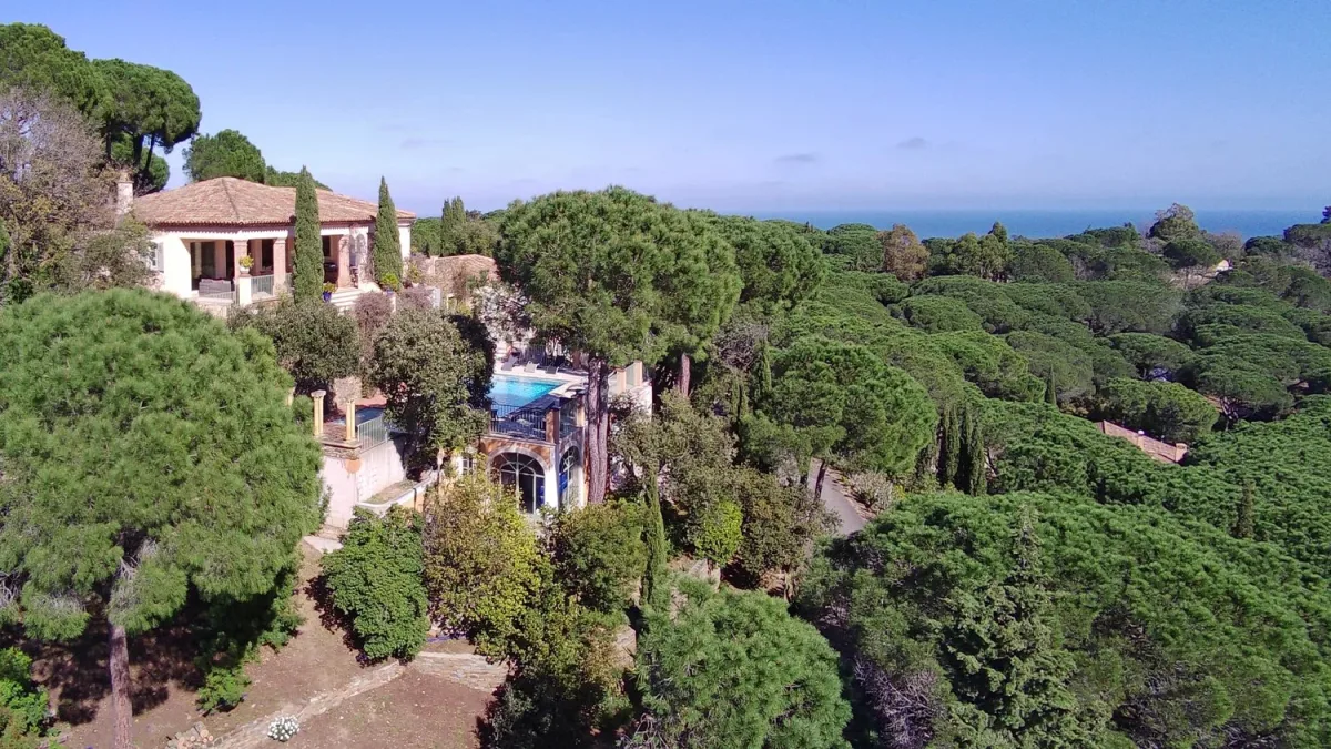 Prestigious Sea View Estate for Sale in Ramatuelle — 4
