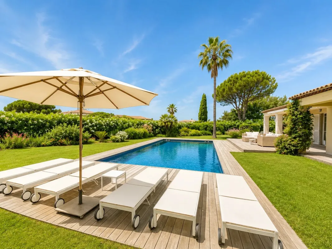 Prestigious Property for Sale in Grimaud | Private Estate — 3