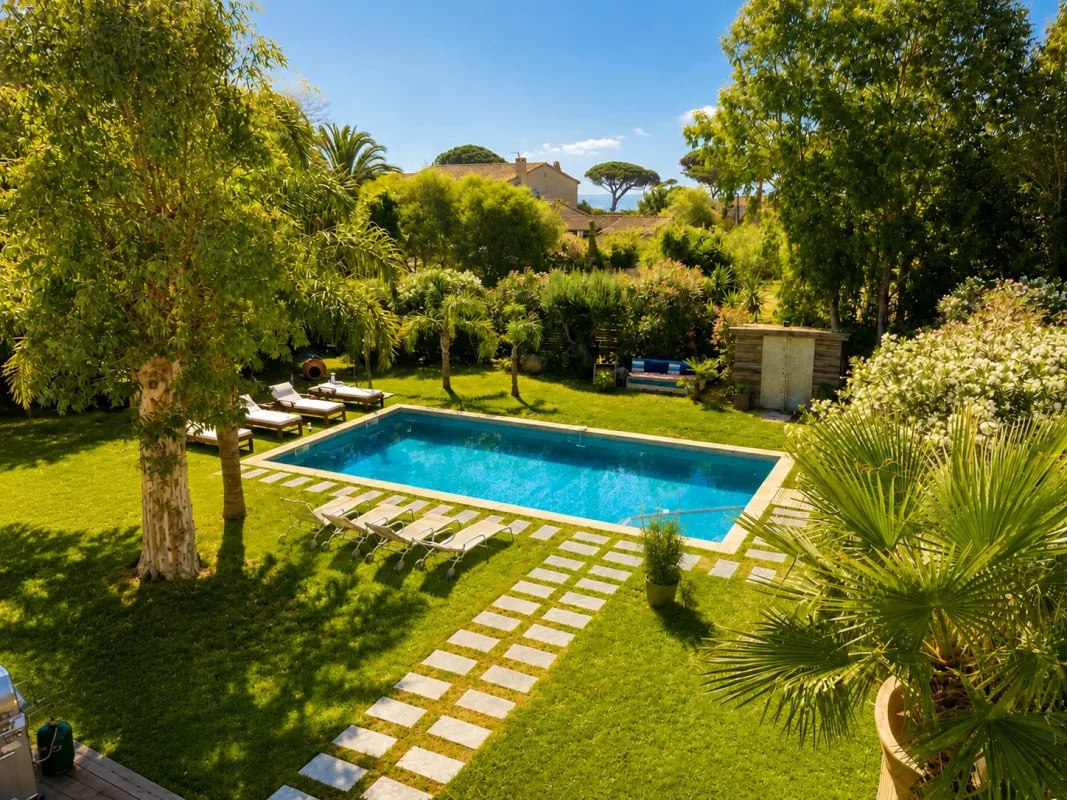 Prestigious Property in Ramatuelle Just 100 Metres from the Sea — 5