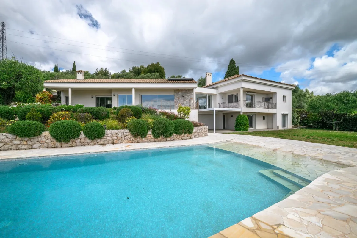 Prestigious Property with Panoramic Sea Views in Nice Gairaut — 2
