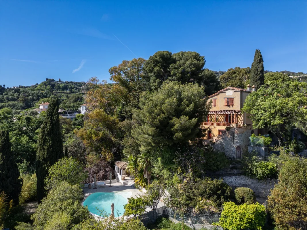 Prestigious Villa with Sea Views in Nice Gairaut — 5