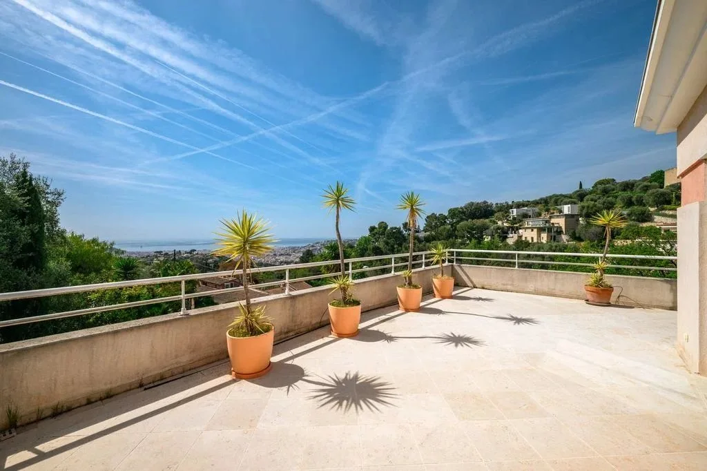 Prestigious Contemporary Villa with Sea Views in Gairaut, Nice — 5