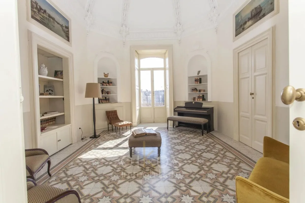 Prestigious Historic Mansion for Sale in Manduria, Salento — 5