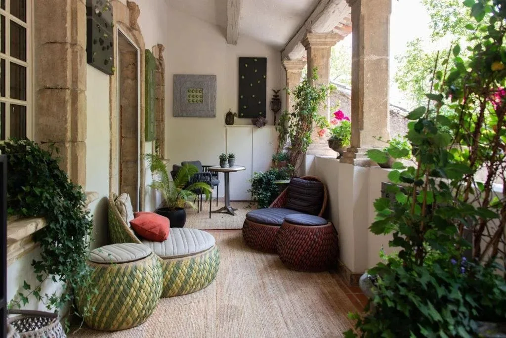 Prestigious 17th-Century Residence with Pool in Paradou — 2