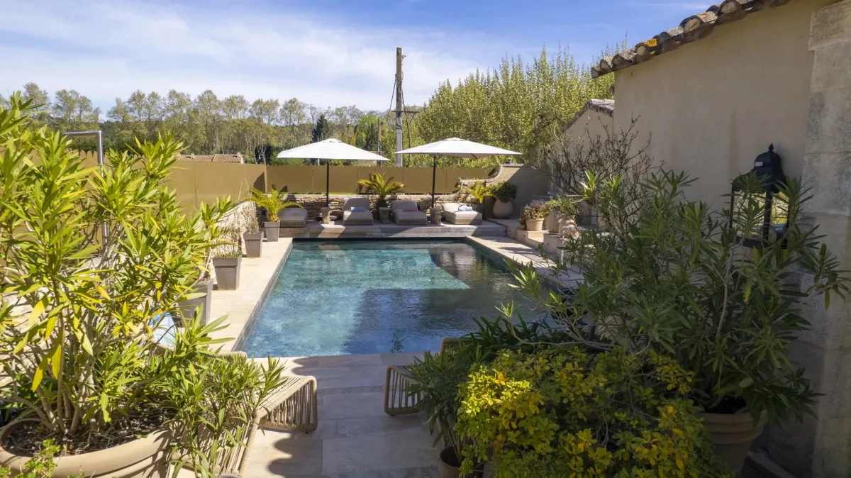 Prestigious 17th-Century Residence with Pool in Paradou — 4