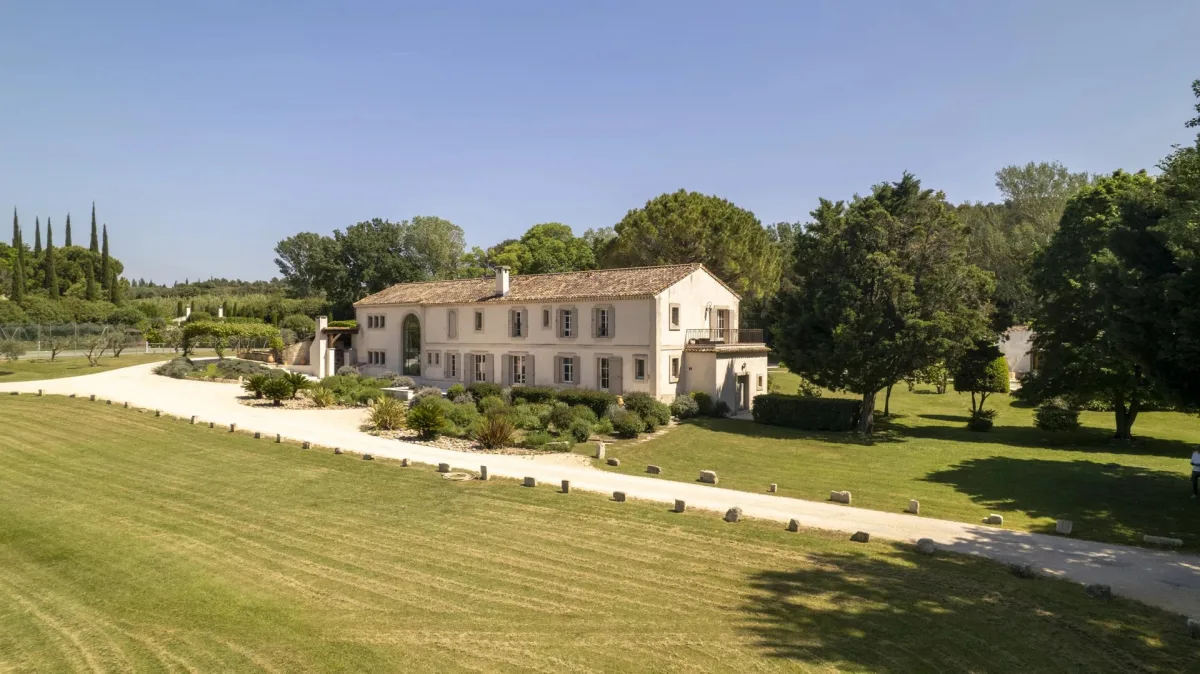Prestigious Luxury Estate with 3-Hectare Grounds in Raphèle-lès-Arles — 4