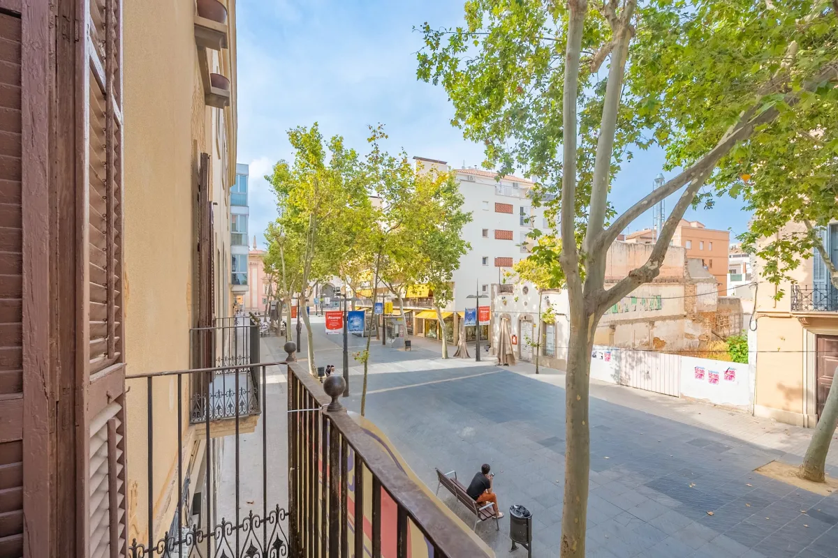 Casa Mercedes Soler, Prestigious Historic Residence in Vilanova — 4