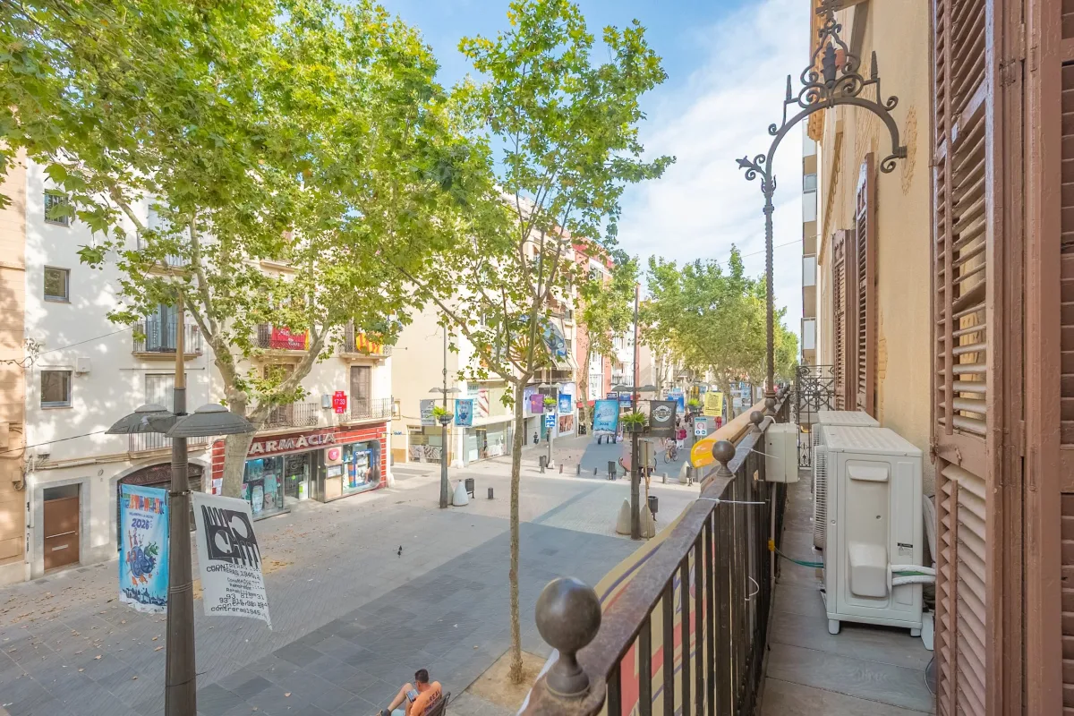 Casa Mercedes Soler, Prestigious Historic Residence in Vilanova — 5