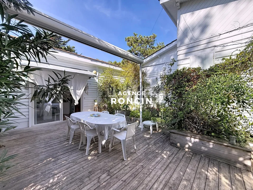 Exceptional Development Land in the Heart of Cap Ferret — 3