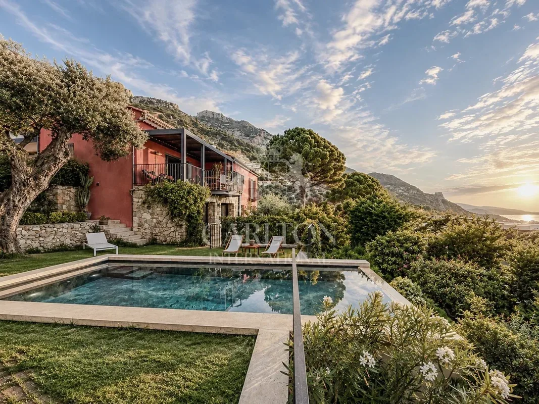Prestigious Luxury Villa with Panoramic Monaco Views — 3