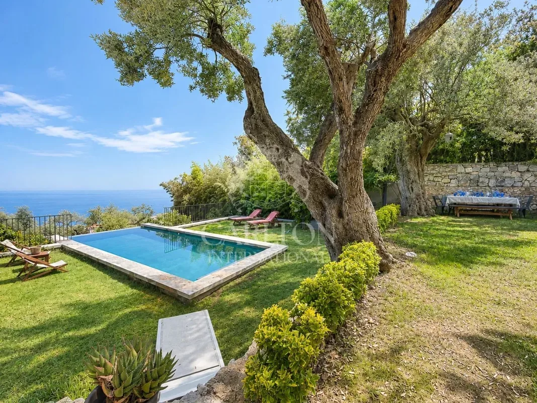 Prestigious Luxury Villa with Panoramic Monaco Views — 4
