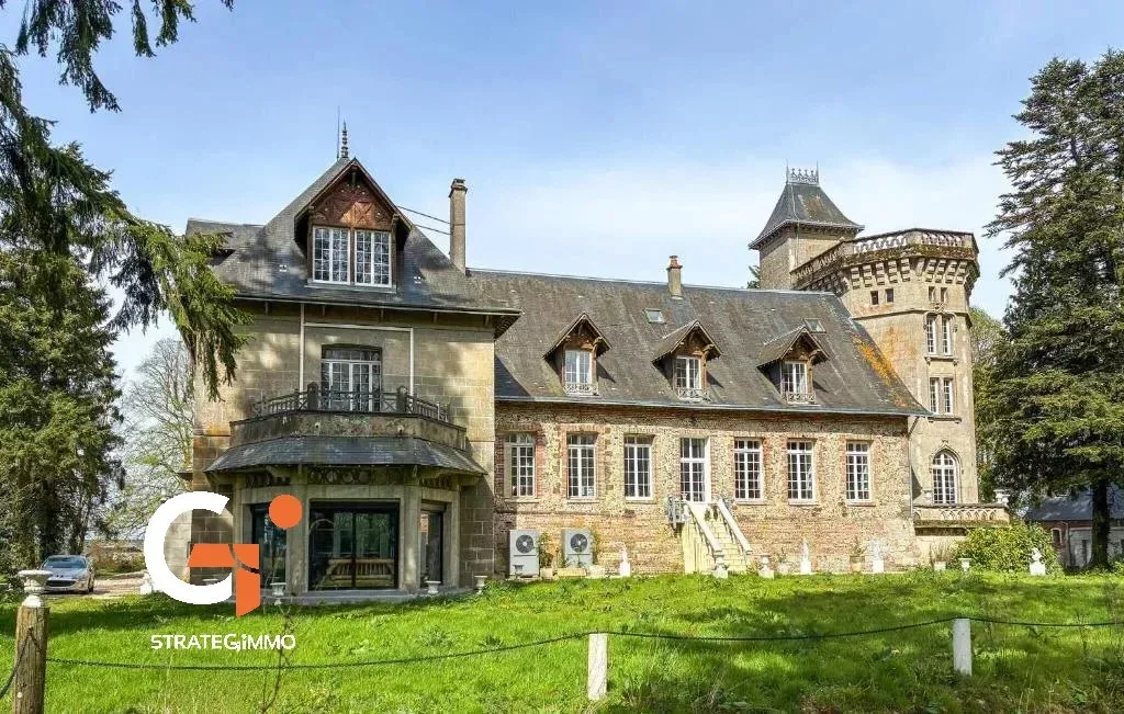 Historic 17th-Century Château & Prestigious Estate in Forges-les-Eaux — 1