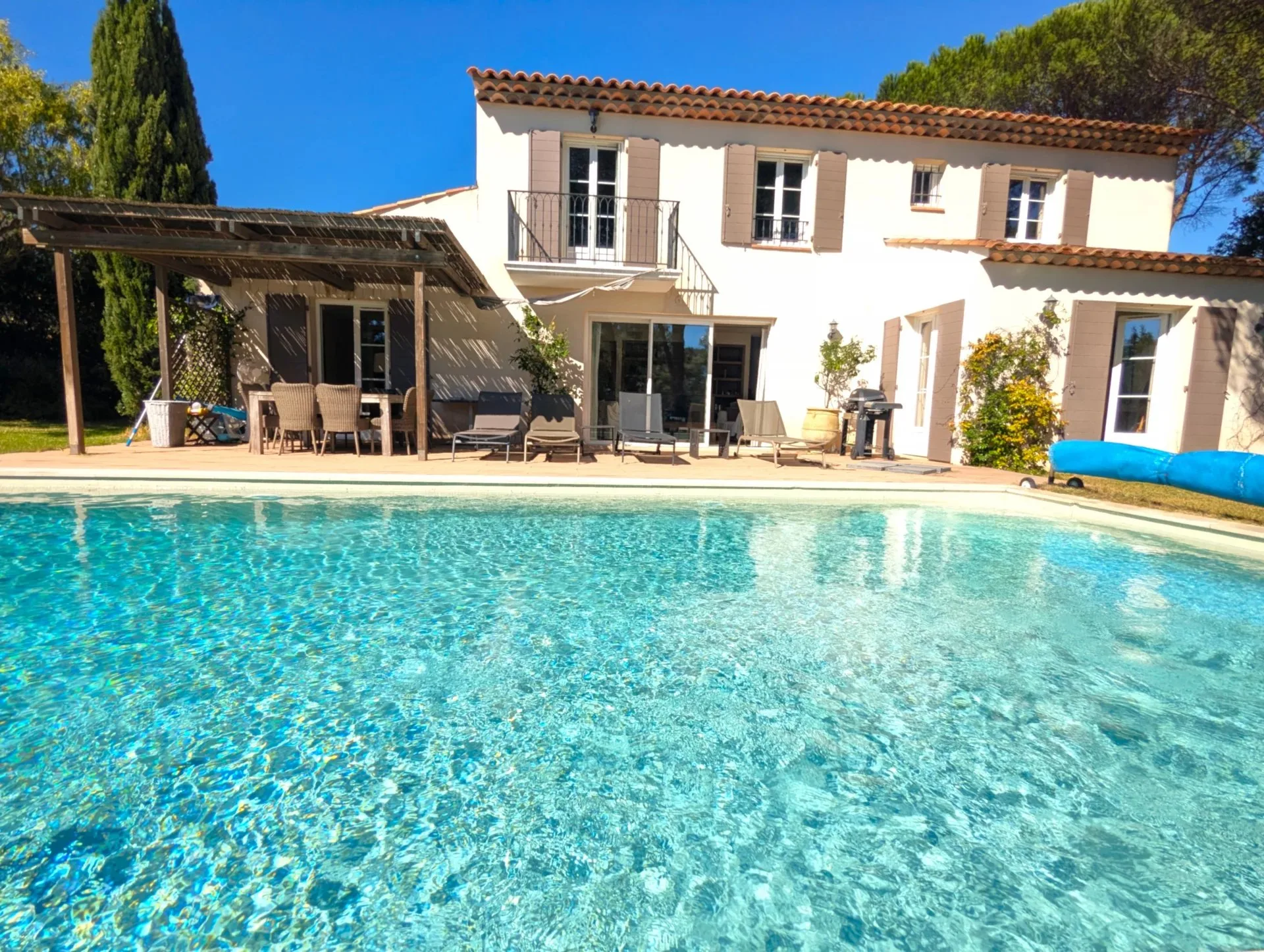 Prestigious Provençal Villa with Pool in Grimaud — 1
